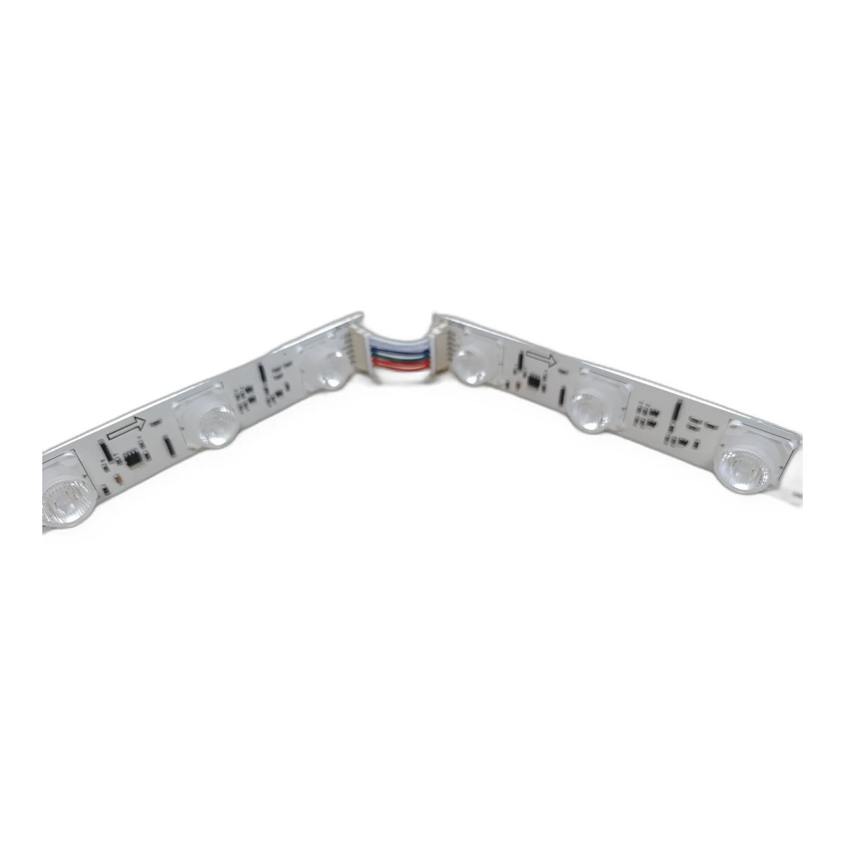 Deux lèche-murs LED RGB Digital Pixel 12W raccordés en angle pour suivre les coins